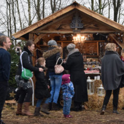Weihnachtsmarkt mit Baumschlag 2015