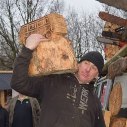 Weihnachtsmarkt mit Baumschlag 2016