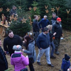 Weihnachtsmarkt mit Baumschlag 2016
